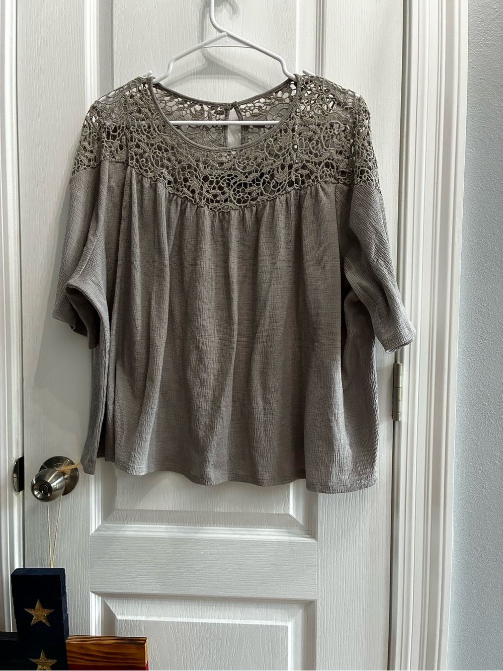 Apt. 9 XL Taupe top
